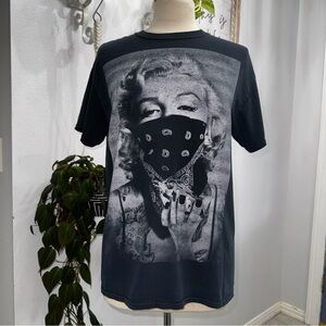 Marilyn‎ Monroe Bandana Tshirt M/L